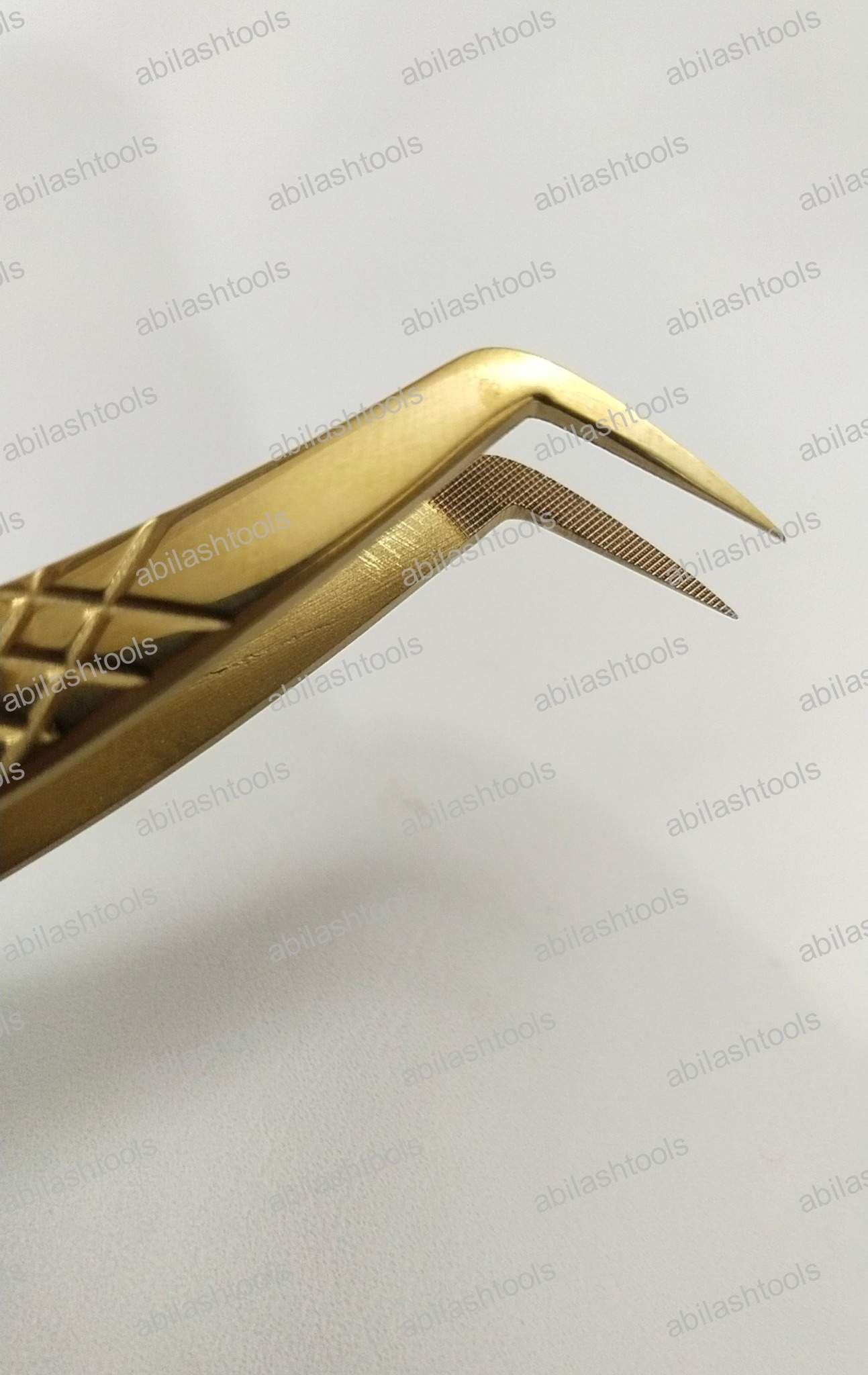 333661020_563666912382178_5413001645499993703_n Fiber Tip Volume Tweezers